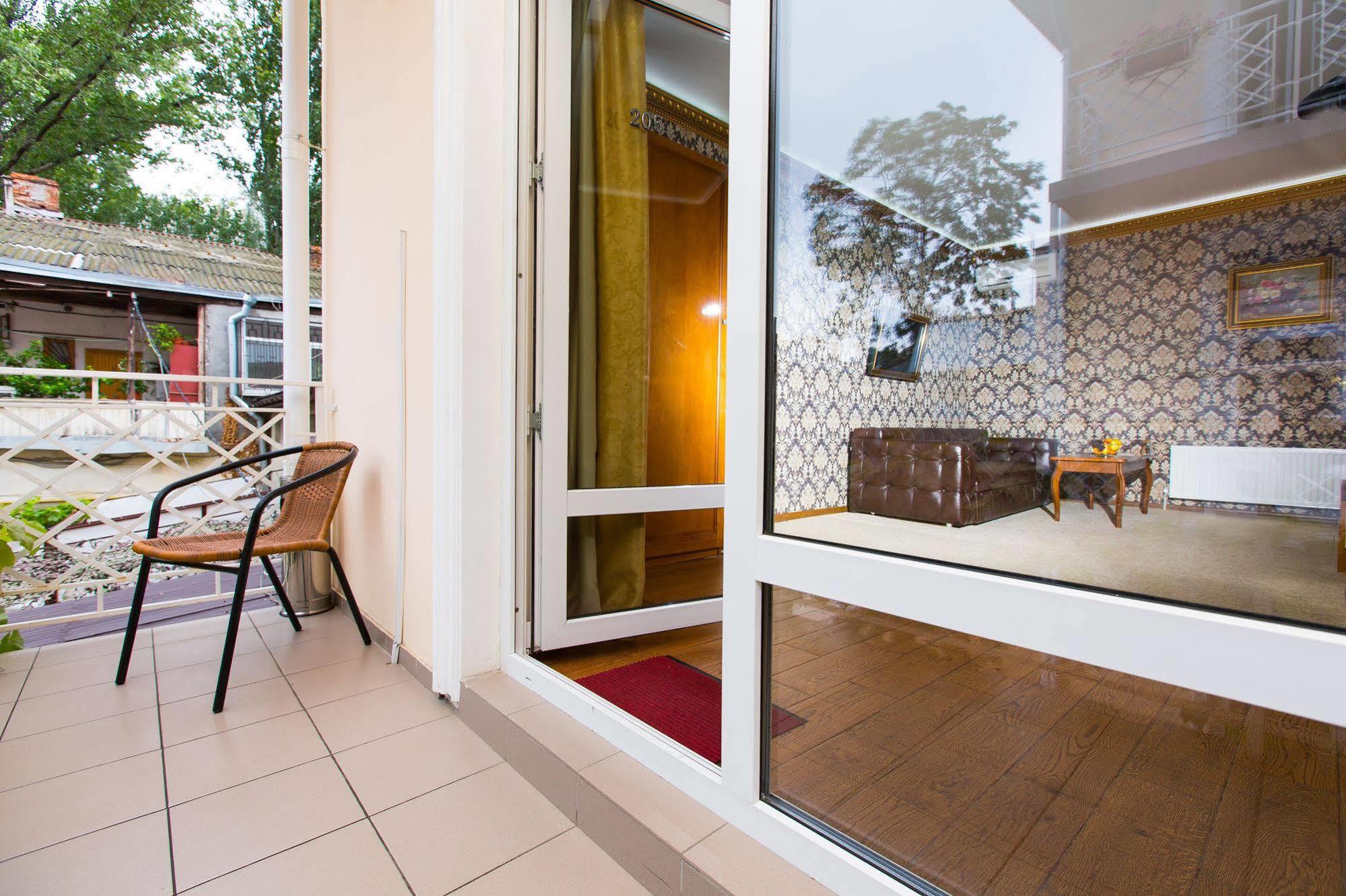 Apart Hotel Clumba Odessa Dış mekan fotoğraf